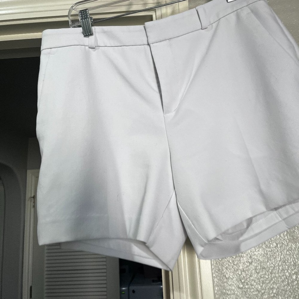 WHITE SHORTS